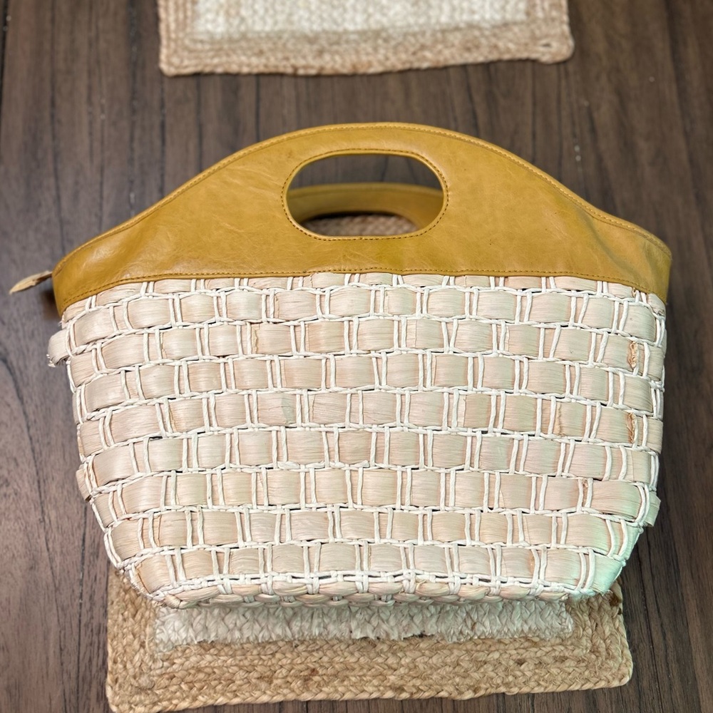 Women’s Two-Tone Yellow Straw Woven Zipper  Vintage Handbag Tote Faux Leather
